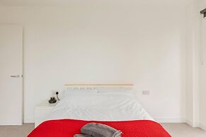 Beautiful 2-bed Apartment in Wembley