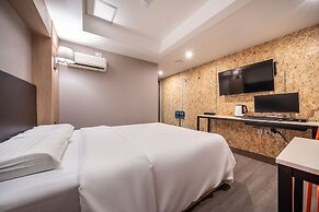 26 HOTEL