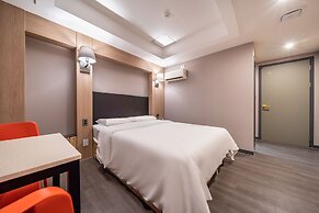 26 HOTEL