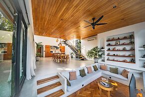 Botanique Villa & Studio