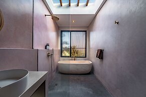 Botanique Villa & Studio