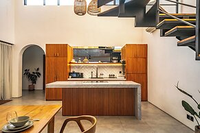 Botanique Villa & Studio