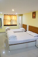 Hotel Raj Mahal