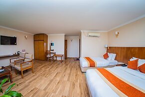 Hotel Fewa Camp