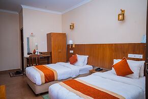 Hotel Fewa Camp