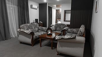 Charos Deluxe Resort