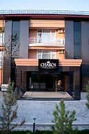 Charos Deluxe Resort