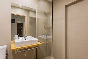 Groovy 2BR Apartment in Koukaki