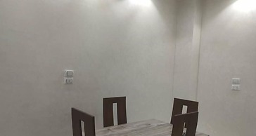 Metro Apartments