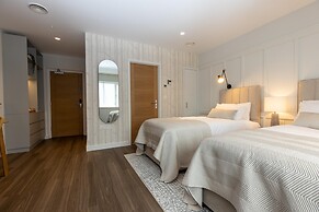 The Kingswood