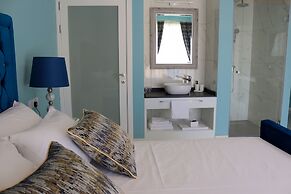 100 Boutique Living
