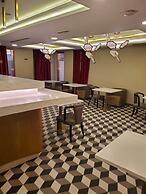 The B Premiere Hotel