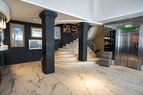 American Suites