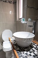 American Suites