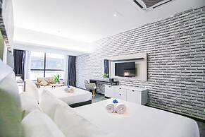 Fives Hotel DNP