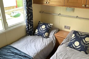 Static Caravan 2 Bedrooms - Sleeps 4