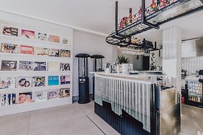Boutique Hotel OLOM