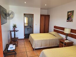 Hotel Oro Viejo