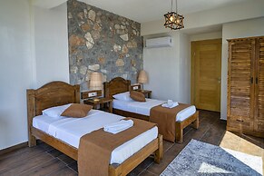Villa Pine Private Located in a Quiet and Picturesque Location