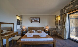 Villa Pine Private Located in a Quiet and Picturesque Location
