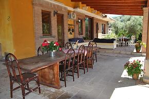 Meridiana Holiday House With Shared Swimming Pool