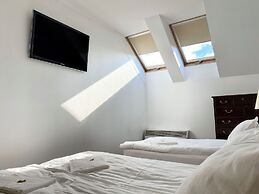 OPERA16 Guestrooms