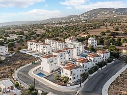 Sanders White Mountains - Adorable Villa With Pool