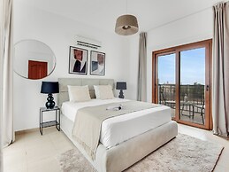 Sanders White Mountains - Adorable Villa With Pool