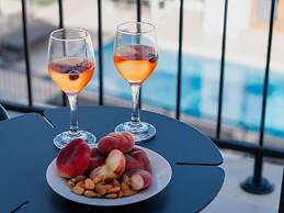 Sanders White Mountains - Popular Villa With Pool