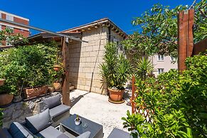 Apartments & Room Frane