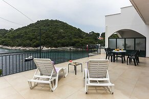 Apartments Posta