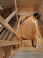 Cottage Happiness With Sauna and Natural Pool
