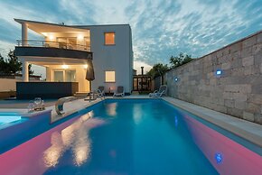 Villa Julija