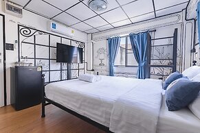 RoomQuest Chiang Mai Tha Phae