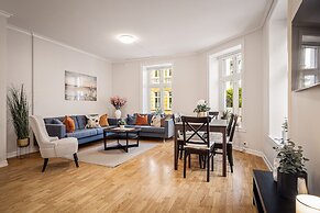 Rosen Apartment