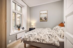 Rosen Apartment