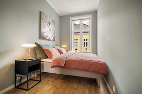 Rosen Apartment