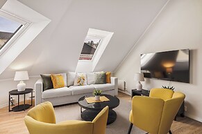Rosen Apartment