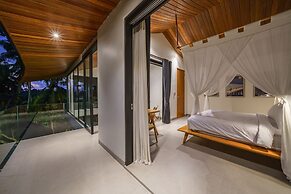 Villa Satiya
