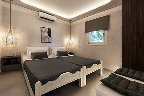 Mila Malia Suites