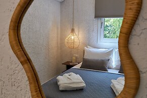 Mila Malia Suites