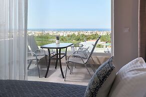 Mila Malia Suites