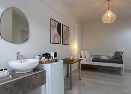 Mila Malia Suites