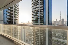 Lux BnB Paramount Tower I Burj Views