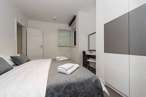 Villa Magnifica Apartments with pool