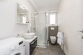 Villa Magnifica Apartments with pool