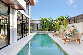 Baliwood Residence Villas by BREIG