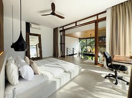 Baliwood Residence Villas by BREIG