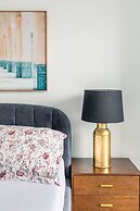 The Meridian Suites – Downtown Toronto