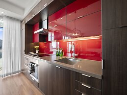 The Meridian Suites – Downtown Toronto